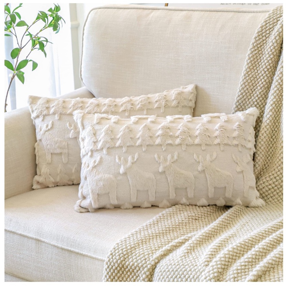 ‘Elk and Tree’ by Otostar Holiday Lumbar Pillow Covers-Cream 20x12” (2 pack)